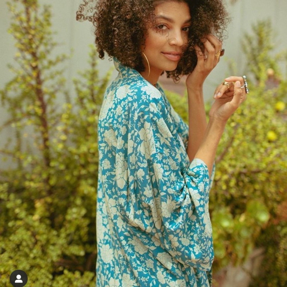 Novella royale kimono robe